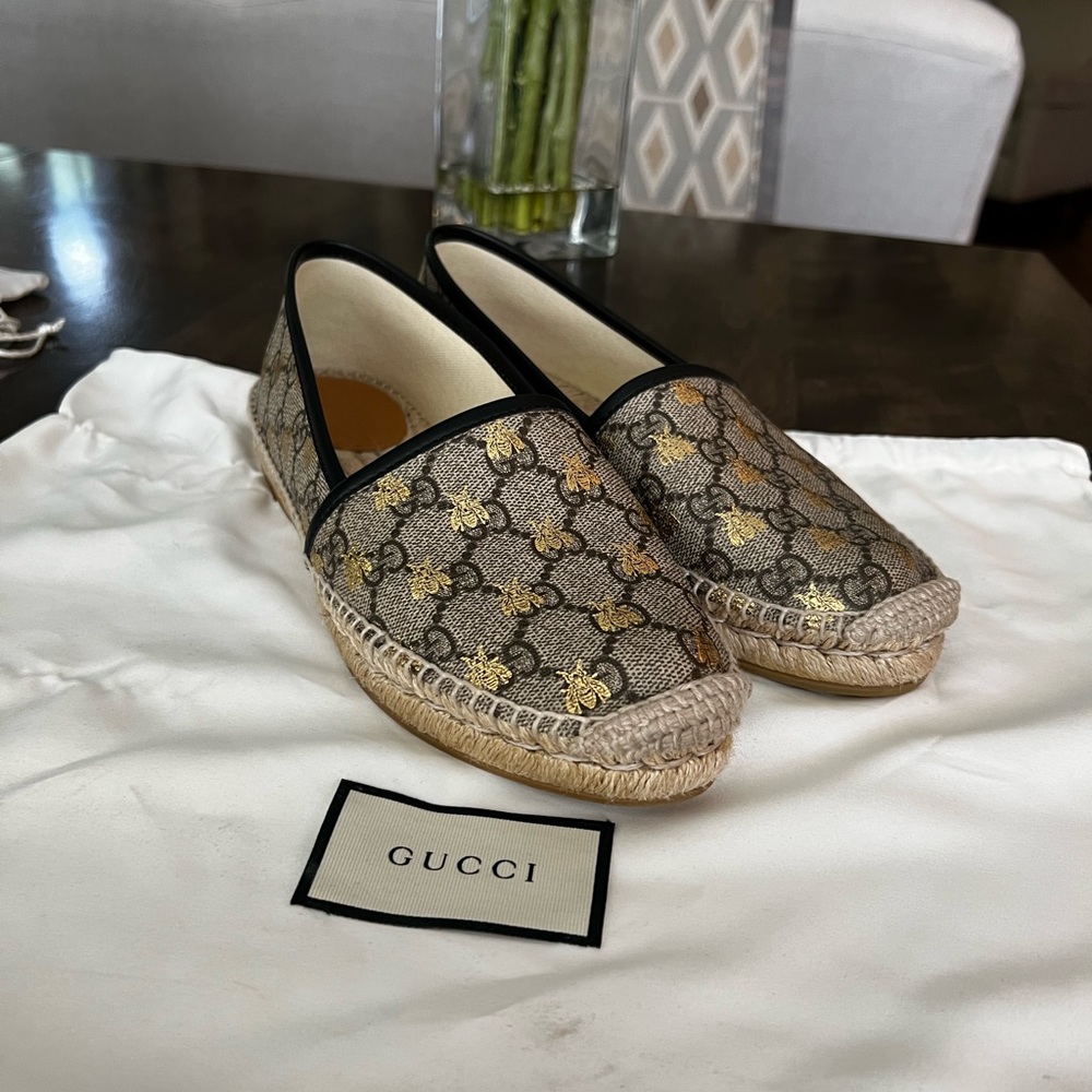 Gucci GG Supreme Bees Espadrilles